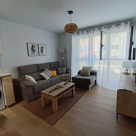 Gaviotas,playa,piscinayparking Apartamento *
